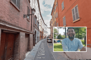 Paura a Modena: prete accoltellato a gola e schiena in pieno centro città