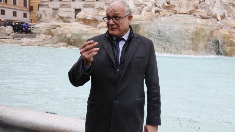 Gualtieri tassa il lancio della moneta