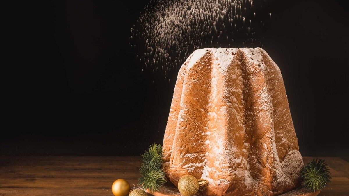 Dagli antichi romani a Melegatti. Così il pandoro è diventato un dolce simbolo del Natale