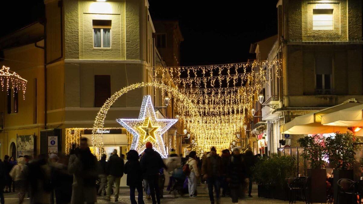 Natale nelle Marche: spettacolo di colori, luci e pura magia