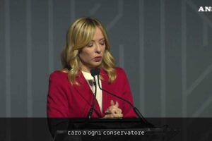 Meloni riceve il premio Thatcher: «Non è facile essere conservatori».