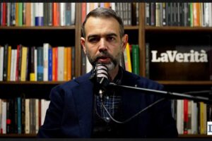Vita da Roy | Roy De Vita: «Assurdo cambiare sesso a 13 anni» – Ep.1