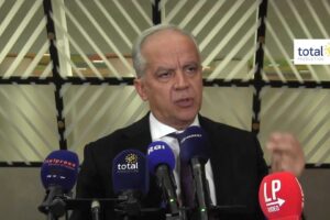 Piantedosi: «Con i nuovi regolamenti i centri in Albania ritorneranno in funzione»
