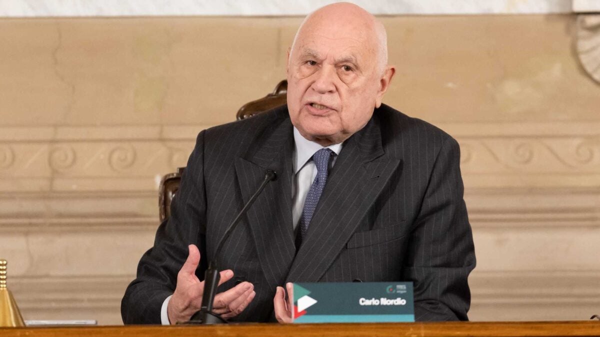 La Lega reagisce all’assedio: «Fare chiarezza»