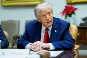 Trump tira dritto contro Maduro: stop alle petroliere «Siete circondati»