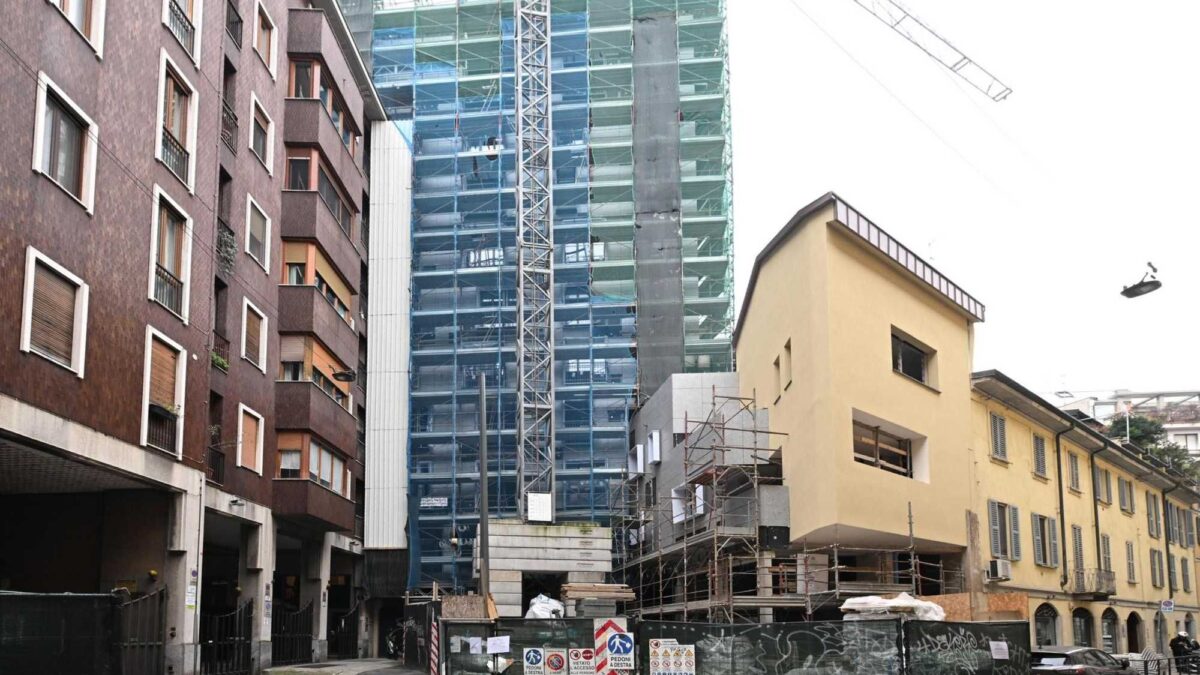 Milano, centro storico stravolto con la Scia
