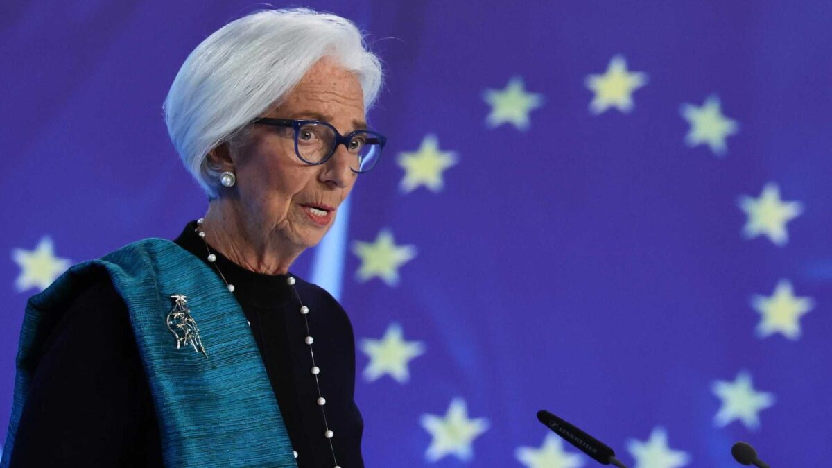 Silenzio sulla maxi-paga alla Lagarde. Così la Bce perde ogni credibilità