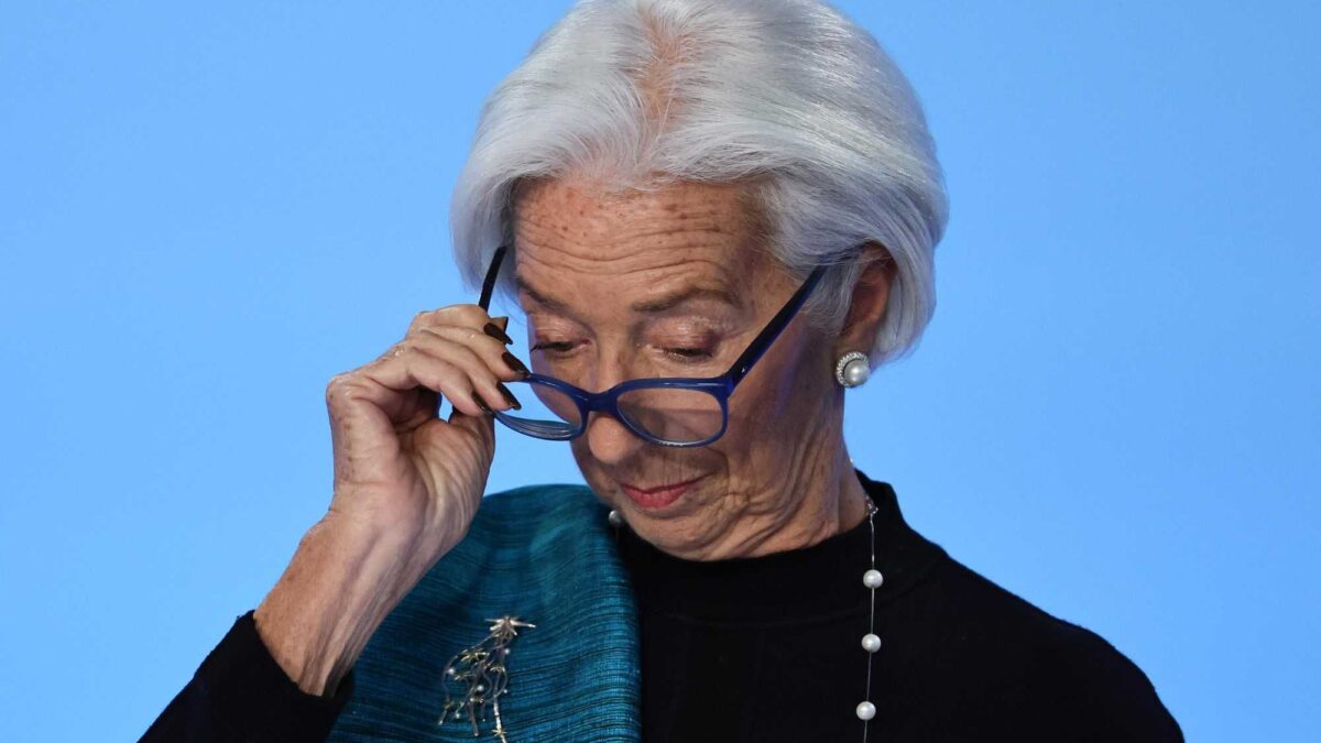 La Lagarde ci tiene a stecchetto ma prende 2.000 euro al giorno
