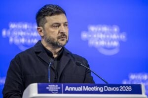 Gli diamo 1.000 miliardi e Zelensky ci sputa in faccia