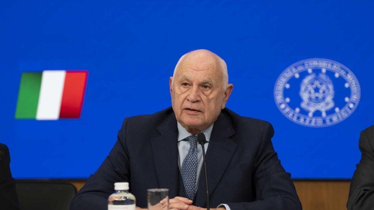 Fdi chiede un’informativa a Nordio sullo scandalo delle mascherine