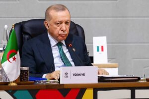 Riad, Ankara e Islamabad puntano a un patto di difesa