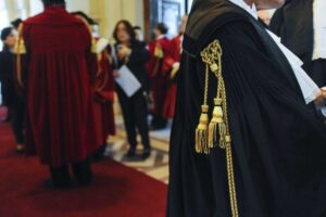 Dividere chi accusa da chi giudica è una forma di rispetto per i cittadini