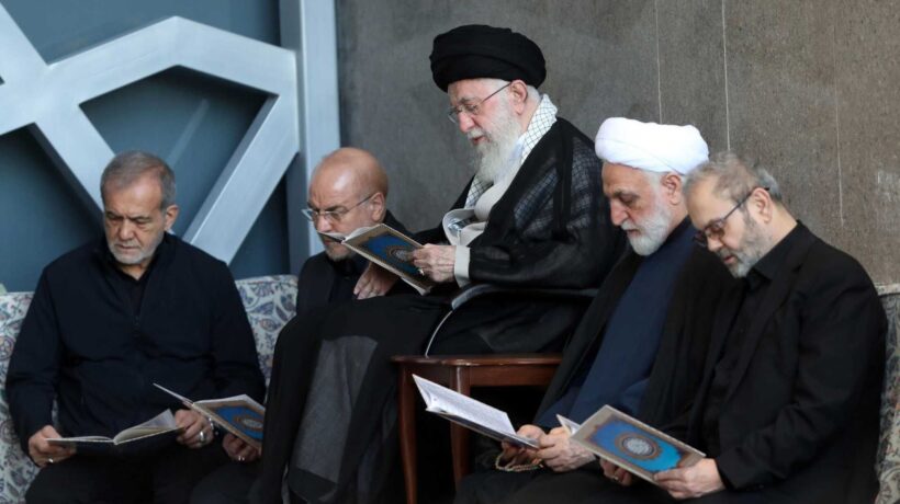Iran, gli ayatollah uccidono ma corteggiano Trump