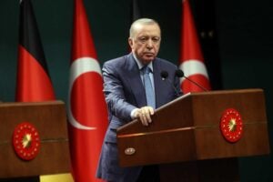 Erdogan coi volenterosi: vuole il Mar Nero