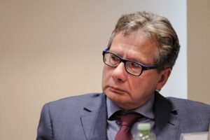 Non bisogna cedere sul sorteggio. È ciò che le correnti temono davvero