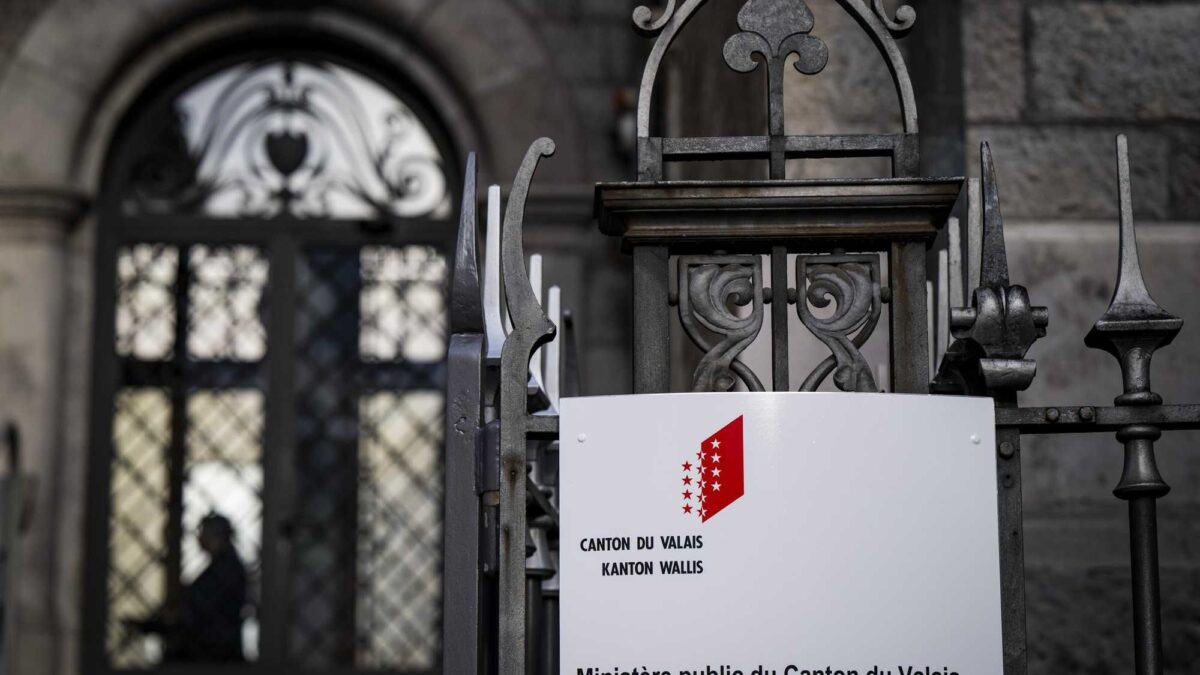 I pm svizzeri vanno al rallentatore. E il sindaco farebbe bene a lasciare