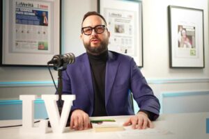 Non Sparate sul Pianista | Fabrizio De André raccontato da Luigi Viva