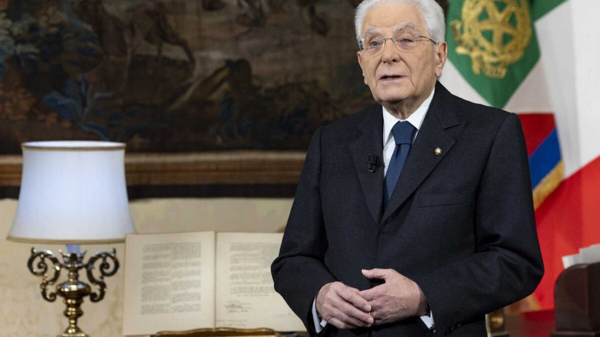 Mattarella scelga: toghe rosse o democrazia