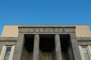 Si appigliano pure ai topi in tribunale per fomentare il No al doppio Csm
