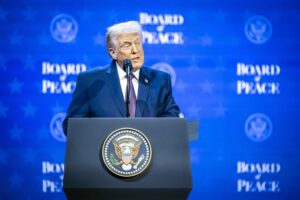La Groenlandia mugugna. Intanto Trump intasca accesso totale e basi militari