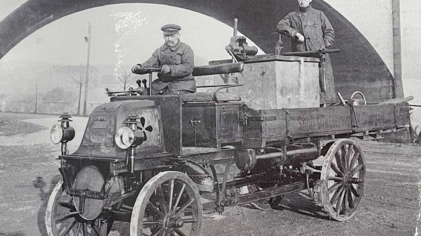 Il Daimler «Kardan» in una foto dell'epoca (Daimler Media)