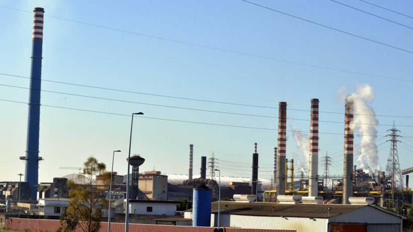 Ex Ilva, 11 cittadini licenziano 20.000 famiglie