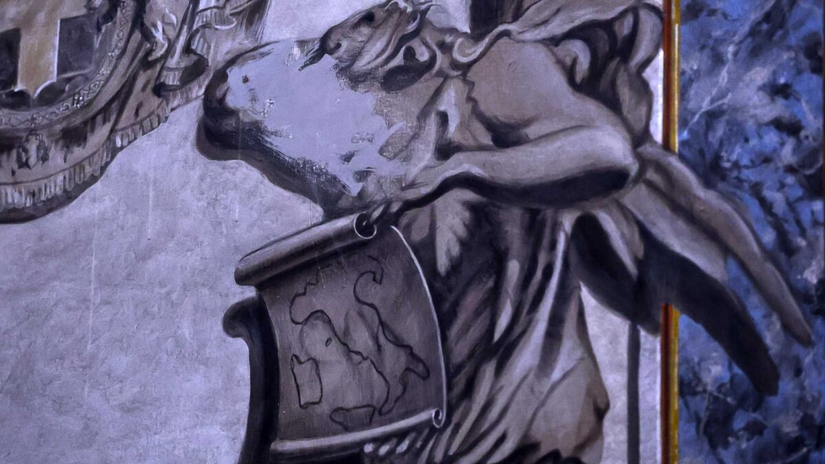 L’angelo-Meloni val bene una censura. Volto sparito per volere della… Curia