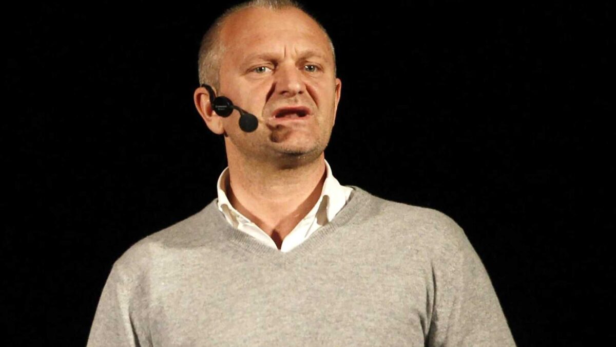 Pucci rinuncia a Sanremo per il Pd. Meloni: «Spaventosa deriva illiberale»