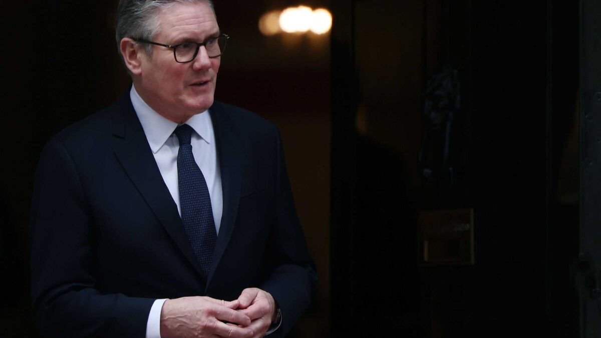 Starmer vieta i baby social, non i baby trans