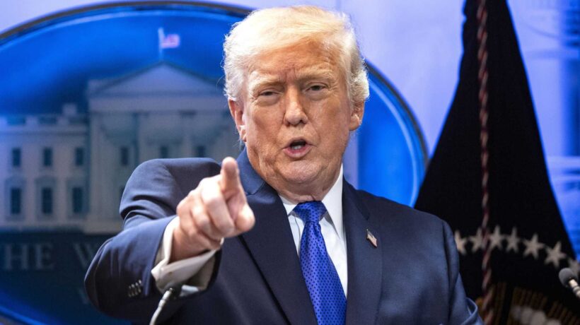 Trump dà un altro ritocco ai dazi: dal 10 al 15% con effetto immediato