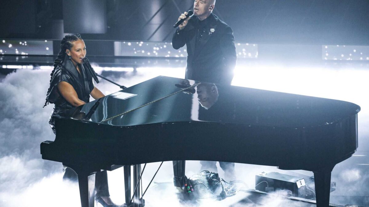 Sanremo 2026, le pagelle della terza serata: dalla standing ovation a Mogol al duetto Ramazzotti-Keys