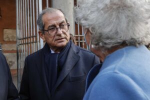 «Se l’Europa resta con queste regole finirà per disgregarsi»