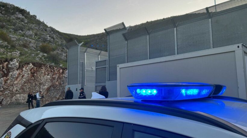 Algerino  ha commesso 23 reati. Un giudice gli dà il  risarcimento