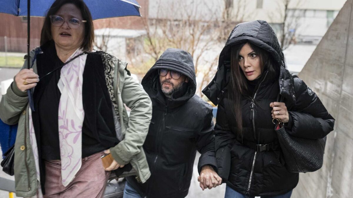 Gli italiani di Crans: «Uscite sbarrate, zero aiuti. Jessica Moretti è fuggita»