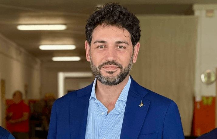 Barabotti: «Cariche pubbliche solo agli italiani»