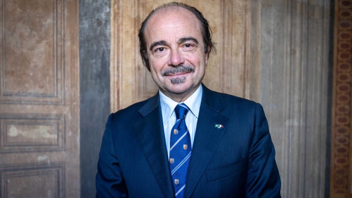 «Per evitare la disoccupazione da Ia creiamo nuovi posti per gestirla»