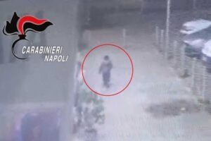 Ennesimo ladro di bambini a Caivano. Arrestato un ghanese ubriaco