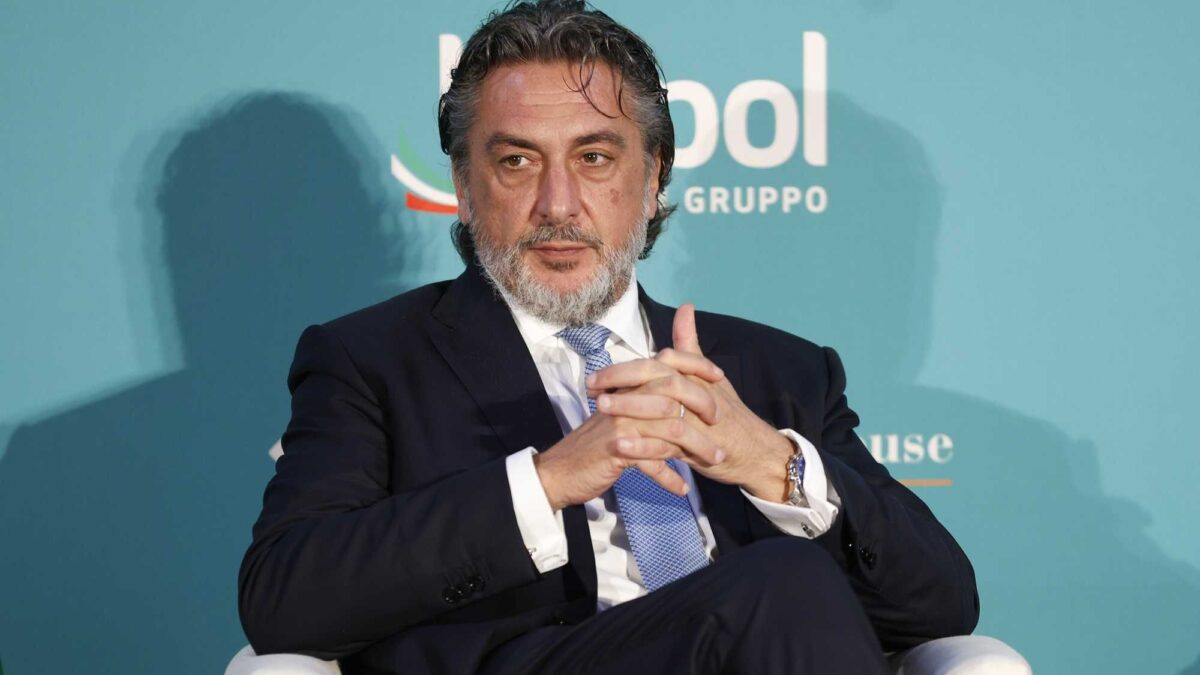 Unipol fa il pieno di utili e dividendi: «Il risiko? Bosco infestato da lupi»
