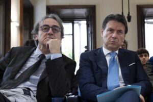 Sinistra contro la linea dura per i violenti