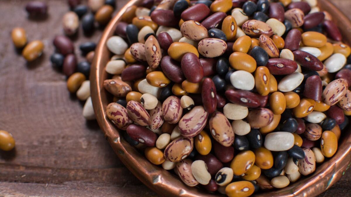 Il cibo «vile» riabilitato dalla Chiesa. Il fagiolo non è più alimento da plebei