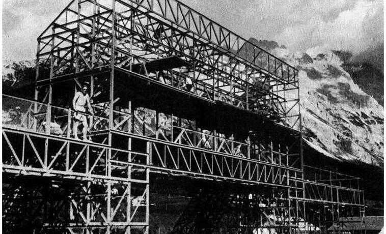 Il grande quadrante dei tempi per le gare di fondo allo Stadio della Neve