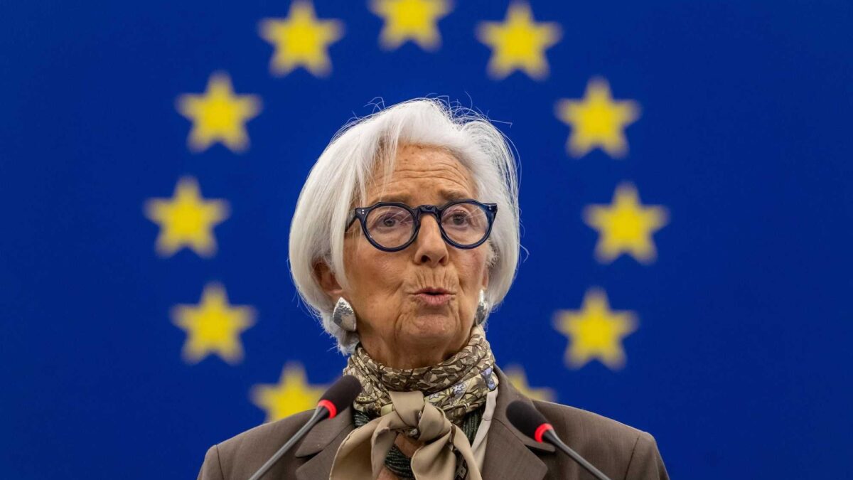 La Bce offre soldi a chi non vende titoli in euro