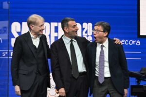 I politici a «Sanremo da pecora». De Caro e Nardella battono tutti