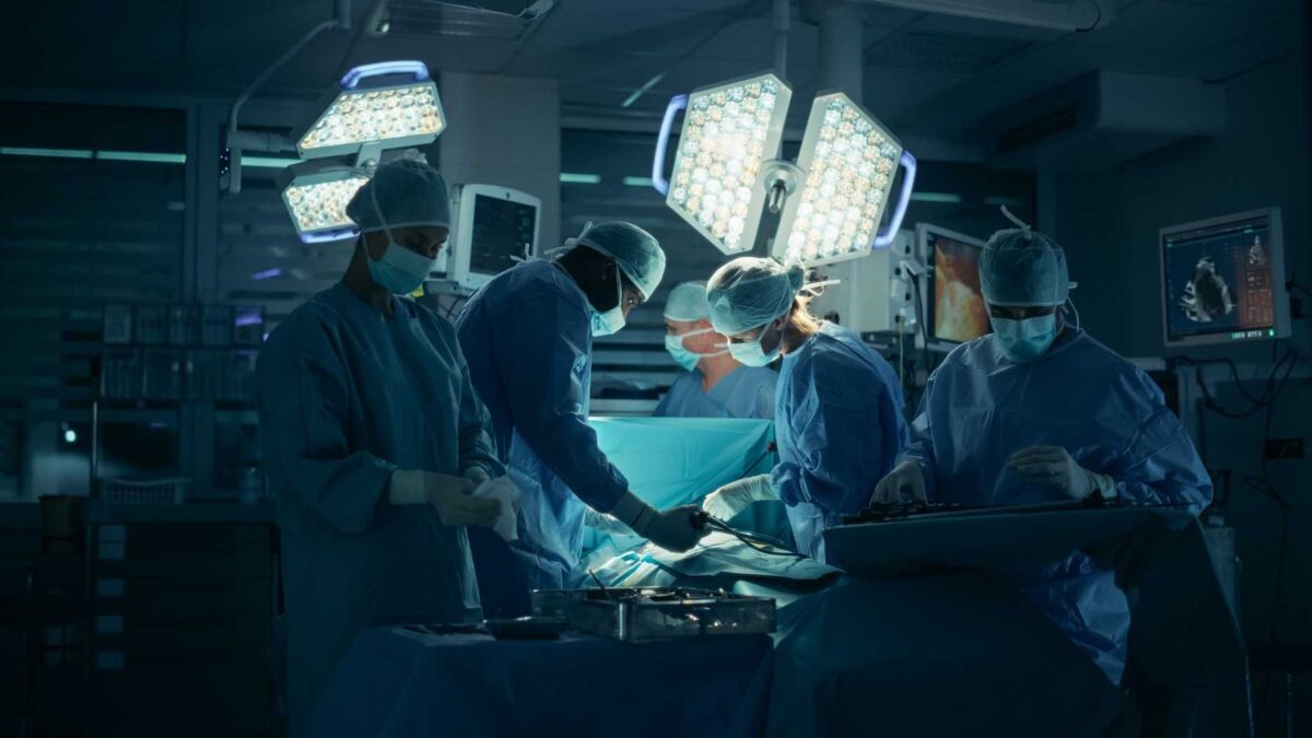 Un bimbo dal cuore bruciato, due pareri medici