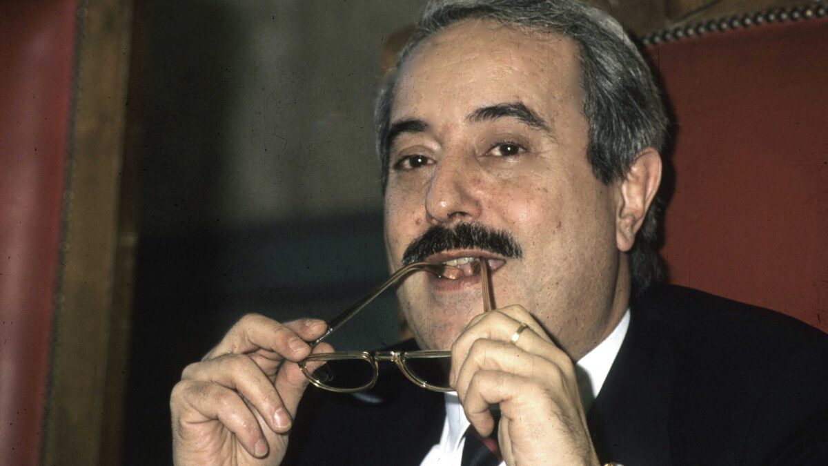 Basta tirare in ballo Gelli e Falcone per le ragioni del No