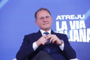 Edmondo Cirielli: «Siamo in trattativa per comprare gas da un nuovo partner»
