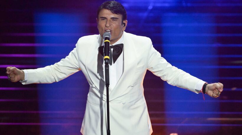 Sanremo 2026, trionfa Sal Da Vinci. Carlo Conti passa il testimone a De Martino