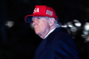 Trump innesca la faida tra islamici: «Riad lo ha spinto ad attaccare»