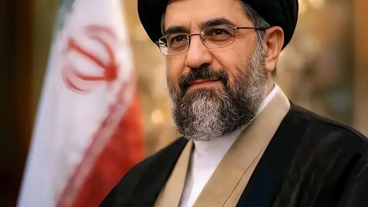 Chi è Mojtaba Khamenei: figlio di Ali e possibile leader dell’Iran
