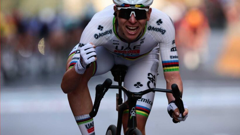 Pogacar continua a riscrivere la storia: sua la Milano-Sanremo